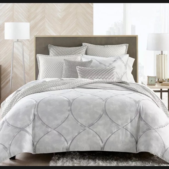 Hudson Park Collection Linea King Duvet $470